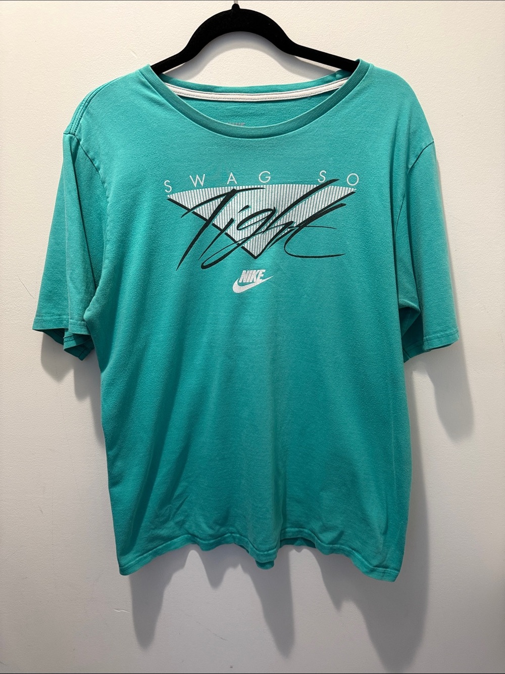 Vintage Y2K Nike tee shirt Swag so tight in size XL